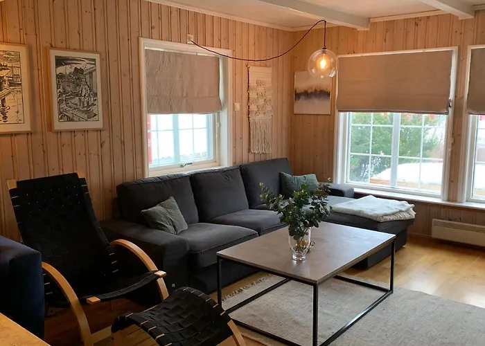 5-Bedroom House In Lofoten