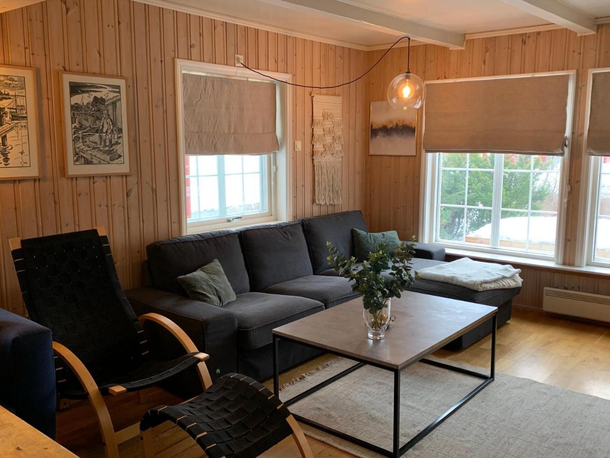 5-bedroom House In Lofoten Holiday home *